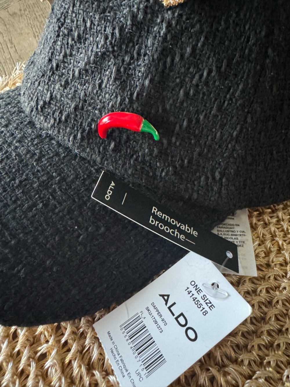ALDO Adorable Black Tweed Cap w/Gold Removable Broach, & Charms Accents - CUTE